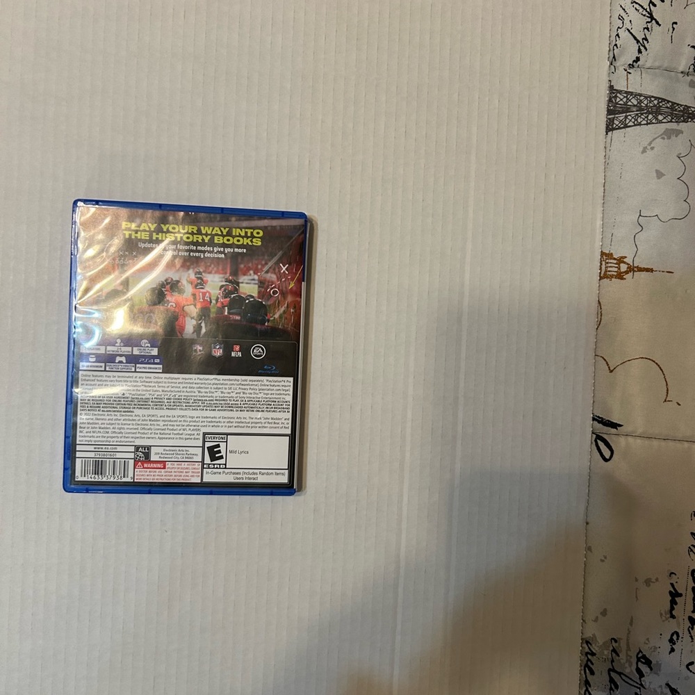 PS4 Game - Picture 8 of 9